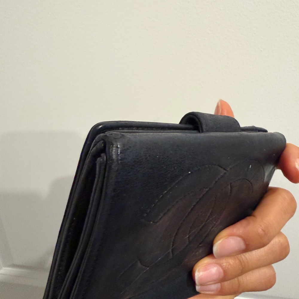 SOLD - Chanel Classic Black Leather Wallet - Picture 5 of 16